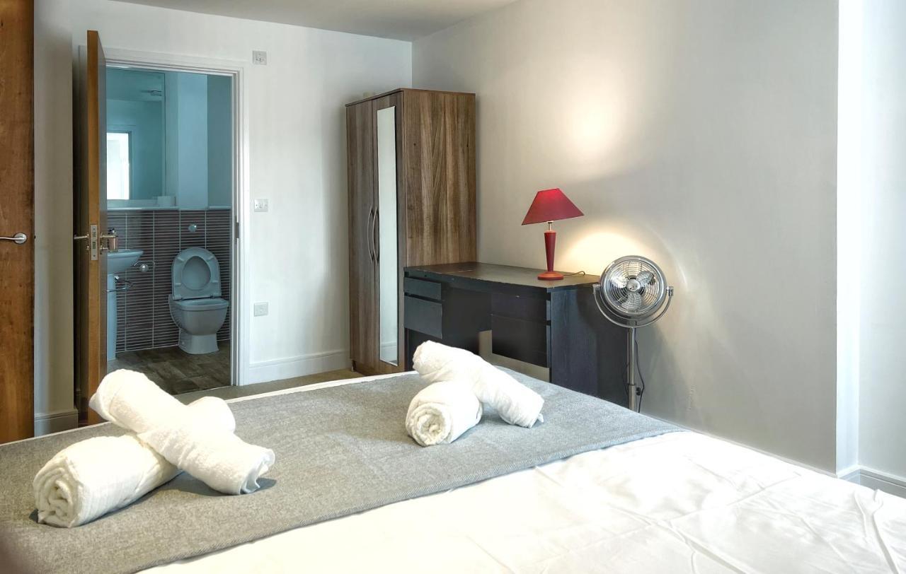 Elegant And Bright Seaside Apt In Swansea Marina 外观 照片